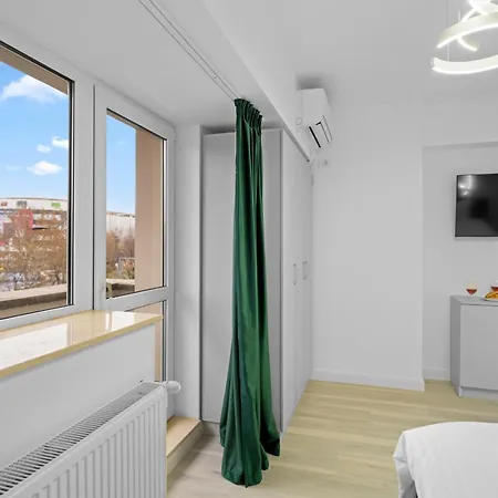 Luxurious Apartment With Balcony - Bibescu Ultra Central Bucharest Exterior photo