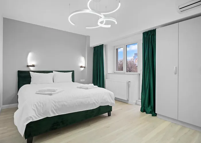 Luxurious Apartment With Balcony - Bibescu Ultra Central