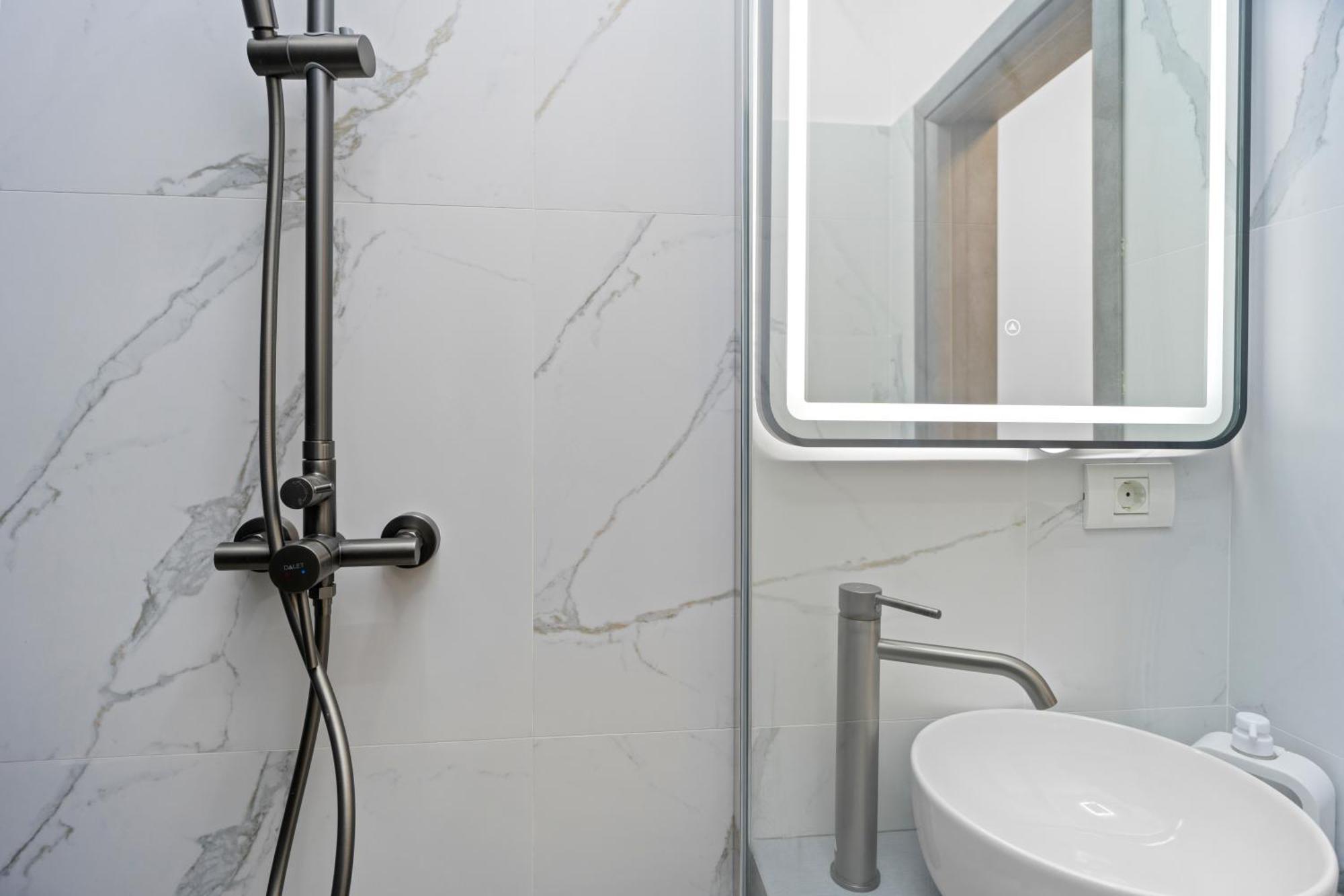 Luxurious With Balcony - Bibescu Ultra 公寓